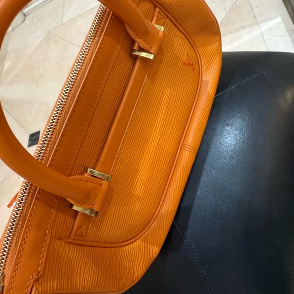 Louise Vuitton vessel bag - Picture 4 of 4